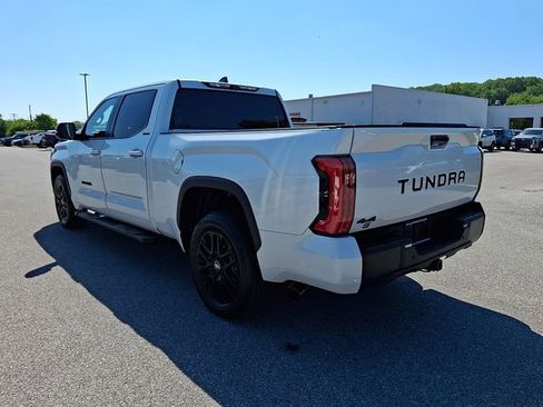 Certified 2025 Toyota Tundra Limited AWD/4WD image 4
