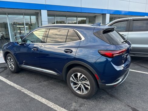 Used 2022 Buick Envision Essence w/ Technology Package I FWD image 6