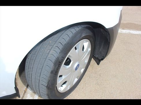 Used 2022 Ford Transit Connect XL image 34