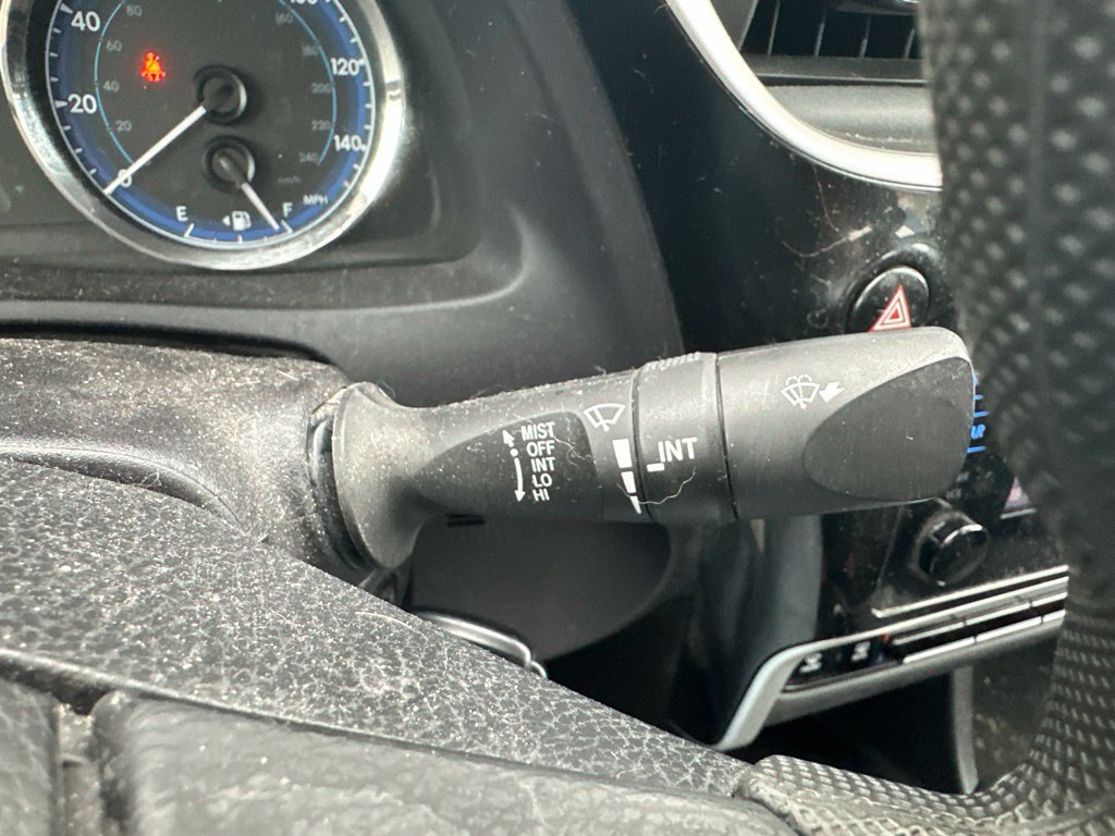 Used 2019 Toyota Corolla LE FWD image 35