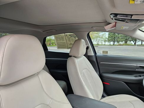 Used 2022 Hyundai Sonata Limited FWD image 14