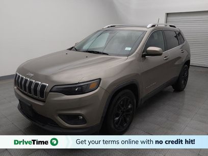 Used 2019 Jeep Cherokee Latitude Plus w/ Comfort/Convenience Group