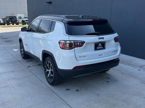 Used 2024 Jeep Compass Limited AWD/4WD image 5