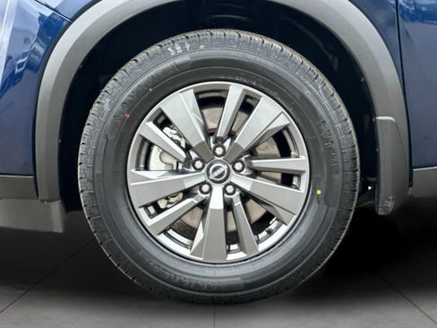 Used 2022 Nissan Pathfinder SV FWD image 25