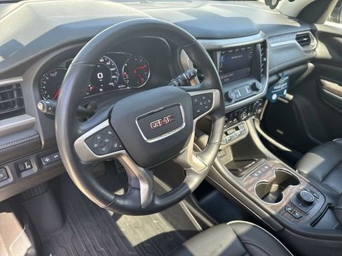 Used 2022 GMC Acadia Denali w/ Denali Technology Package AWD/4WD image 12