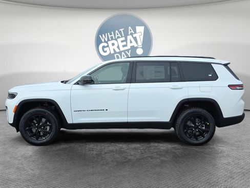 New 2026 Jeep Grand Cherokee L 4WD image 7