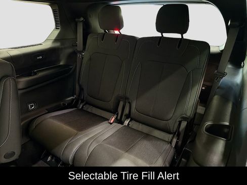 New 2025 Jeep Grand Cherokee L Laredo w/ Luxury Tech Group I image 13