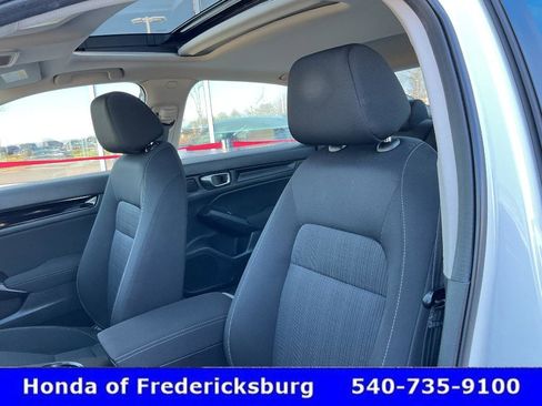 Used 2024 Honda Civic EX image 25