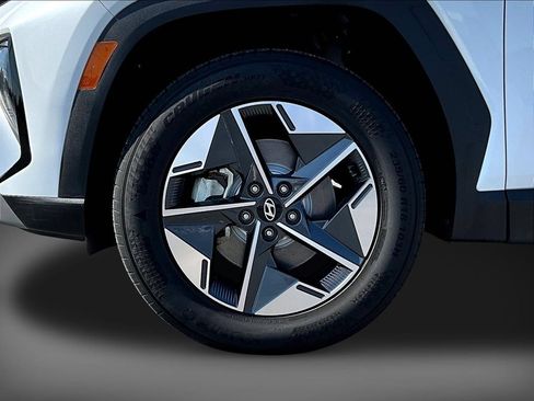 Certified 2025 Hyundai Tucson SEL AWD/4WD image 34
