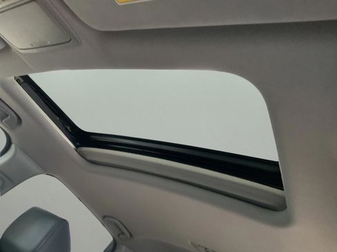 Used 2020 Honda CR-V EX-L image 25