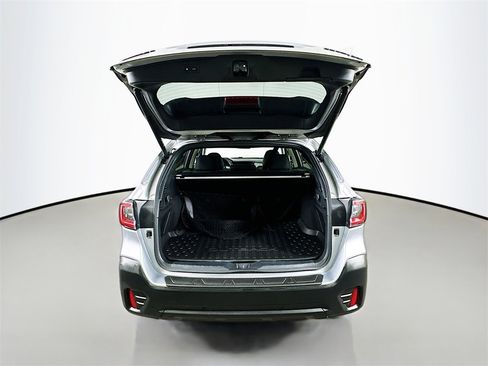 Used 2021 Subaru Outback Onyx Edition XT w/ Popular Package #2 image 24