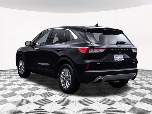 Used 2020 Ford Escape SE image 8
