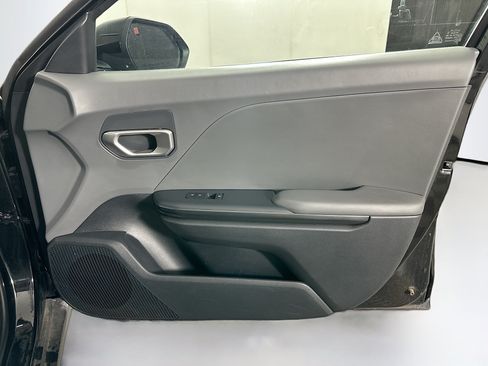 Used 2025 Kia K4 FWD image 30