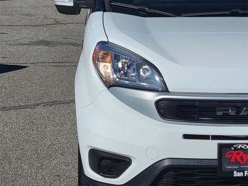 Used 2022 RAM ProMaster City Wagon image 3