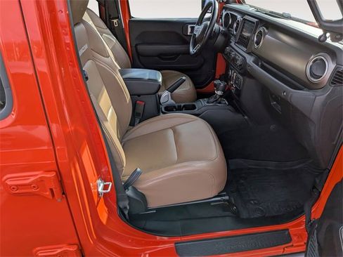 Used 2020 Jeep Gladiator Rubicon image 30