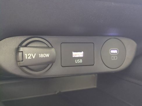 New 2026 Hyundai Elantra Limited image 26