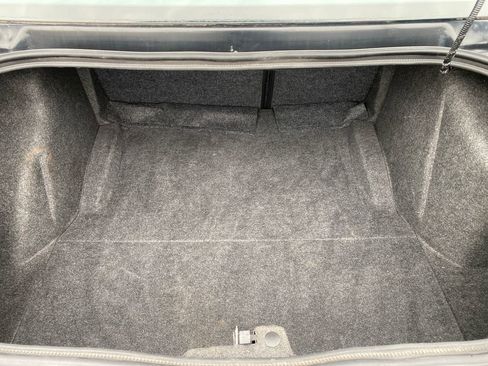 Used 2015 Dodge Challenger R/T Plus image 23