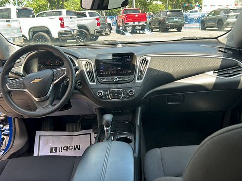 Used 2023 Chevrolet Malibu LT FWD image 24