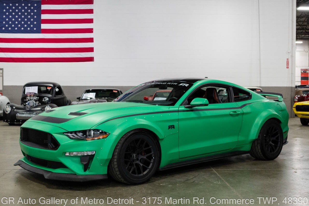 Used 2021 Ford Mustang GT Premium w/ GT Performance Package RWD image 1