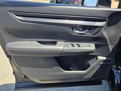 Used 2024 Honda CR-V Sport image 17