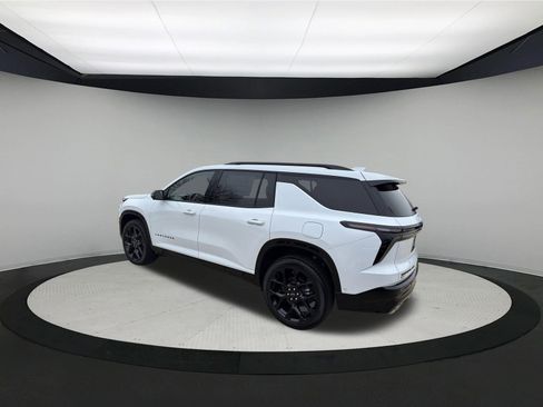 New 2026 Chevrolet Traverse RS image 5