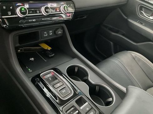 Certified 2023 Honda Pilot Elite image 6