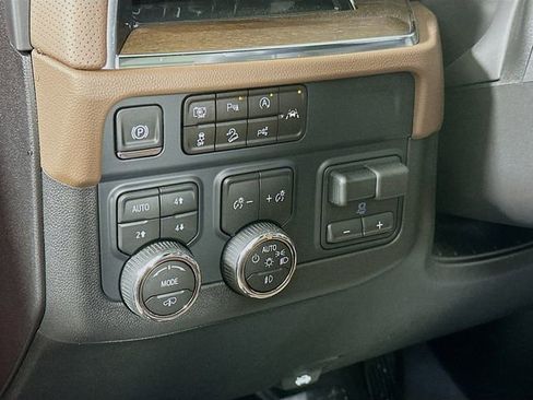 New 2026 Chevrolet Tahoe High Country w/ LPO, Illumination Package image 10