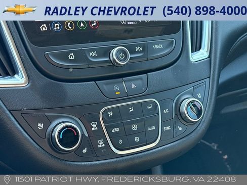 Used 2024 Chevrolet Malibu LT FWD image 10
