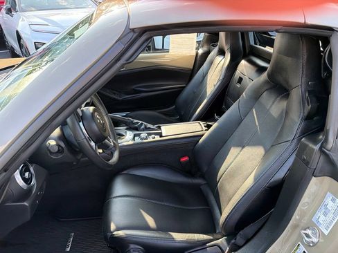 Used 2024 MAZDA MX-5 Miata RF Grand Touring RWD image 14