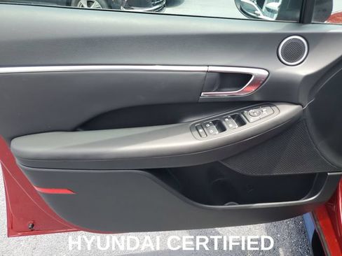Certified 2023 Hyundai Sonata SEL w/ Convenience Package FWD image 9