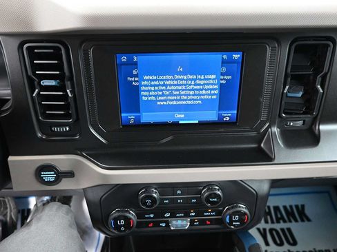 Used 2023 Ford Bronco Wildtrak AWD/4WD image 38