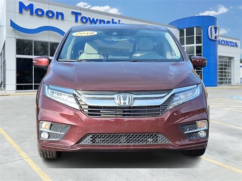 Certified 2018 Honda Odyssey Elite image 2
