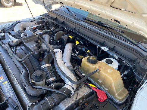 Used 2011 Ford F550 2WD Regular Cab Super Duty w/ Payload Upgrade Pkg image 58