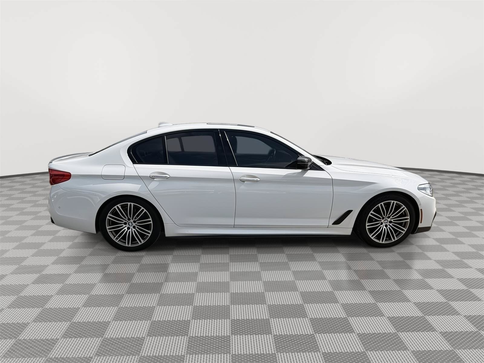 Used 2018 BMW M550i xDrive AWD/4WD image 8