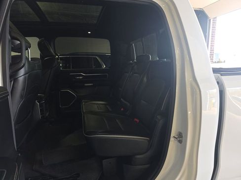 Used 2020 RAM 1500 Laramie AWD/4WD image 6