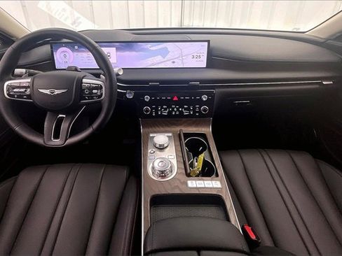 Used 2025 Genesis G80 2.5T Advanced image 15