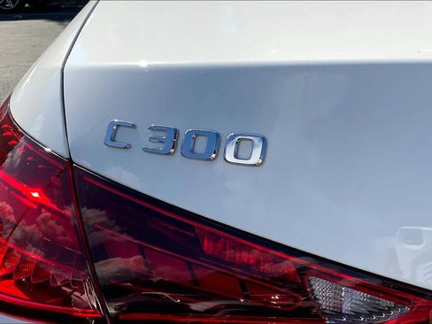 Used 2025 Mercedes-Benz C 300 4MATIC Sedan image 7