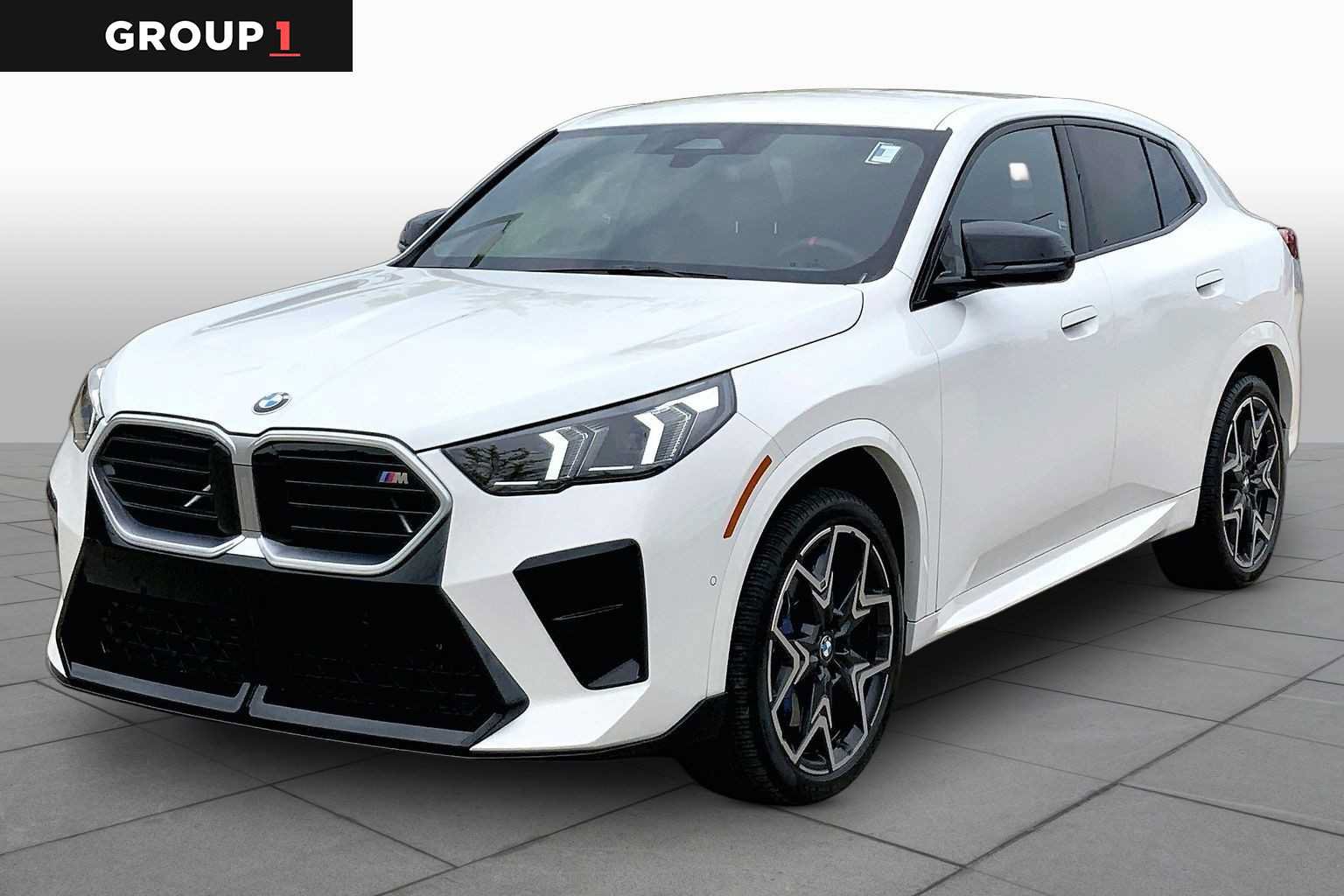Used 2025 BMW X2 M35i AWD/4WD image 1