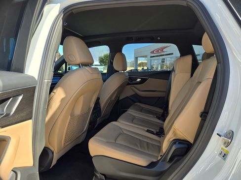 Used 2022 Audi Q7 3.0T Premium Plus w/ Premium Plus Package image 14