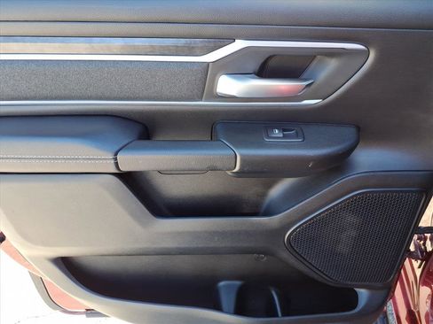 Used 2021 RAM 1500 Big Horn image 32