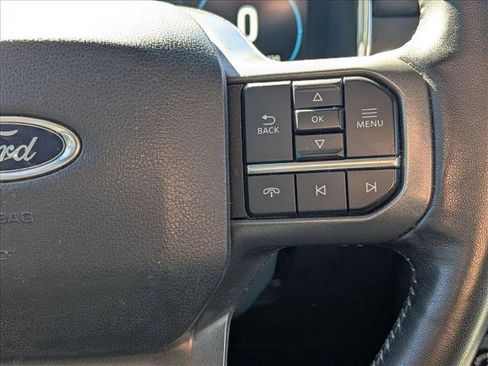 Used 2023 Ford F150 Lariat w/ Trailer Tow Package image 12