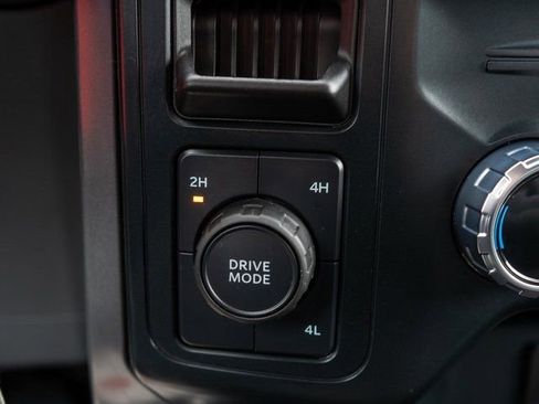 Used 2025 Ford F150 XLT w/ Equipment Group 301A Standard image 23