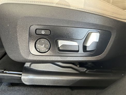 Used 2023 BMW X4 M40i w/ Premium Package image 15