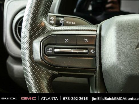 Used 2024 Chevrolet Colorado Trail Boss w/ Technology Package image 10