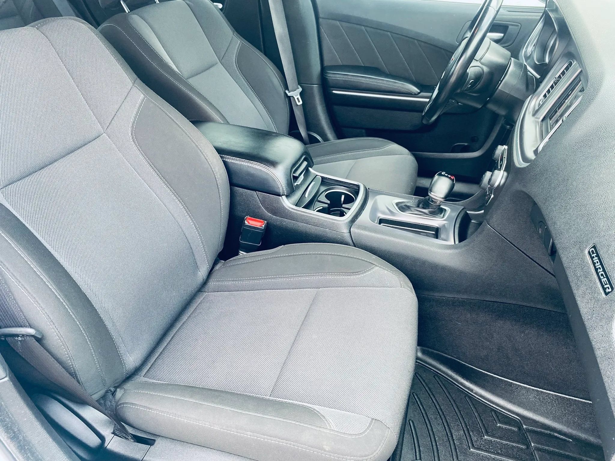 Used 2021 Dodge Charger SXT RWD image 10