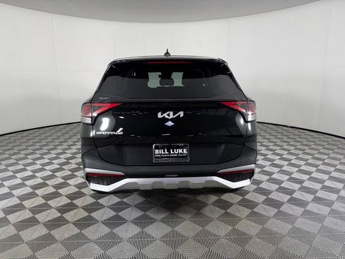 Used 2024 Kia Sportage LX FWD image 7