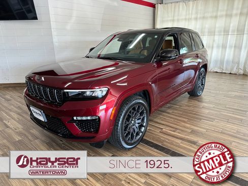 Used 2025 Jeep Grand Cherokee Summit AWD/4WD image 1