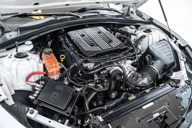 Used 2018 Chevrolet Camaro ZL1 RWD image 31