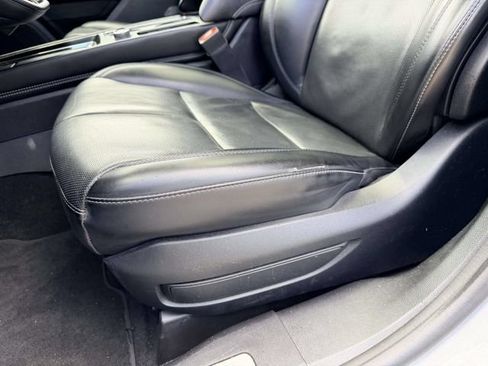 Used 2022 Lincoln Corsair AWD w/ Premium Package image 15