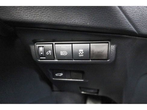 Used 2026 Toyota Corolla Cross XLE w/ Convenience Package image 19